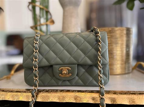 chanel 18c matte caviar